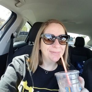 Meet your Posher, Janelle